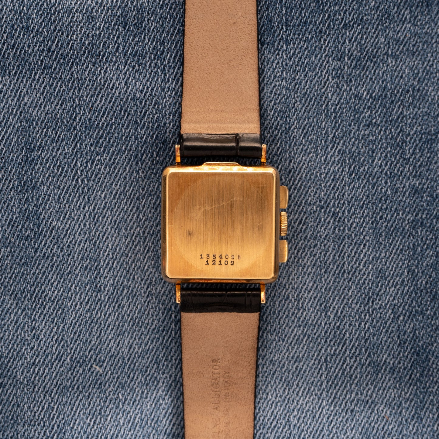 Universal Genève Ref. 12109 YG Uni-Compax