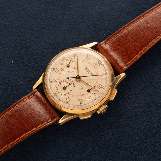 Universal Genève Ref. 12494 Y Compax