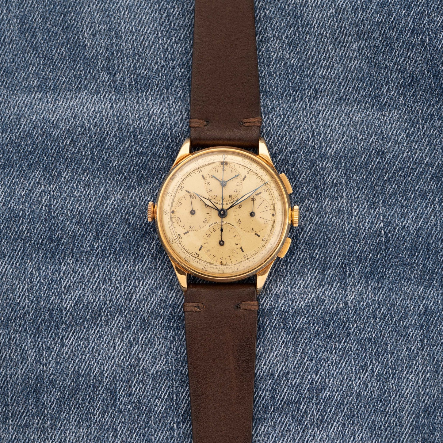Universal Genève Ref. 12540 Y Aero-Compax