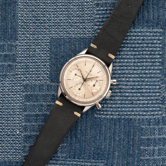 Universal Genève Ref. 22704-1 S Compax