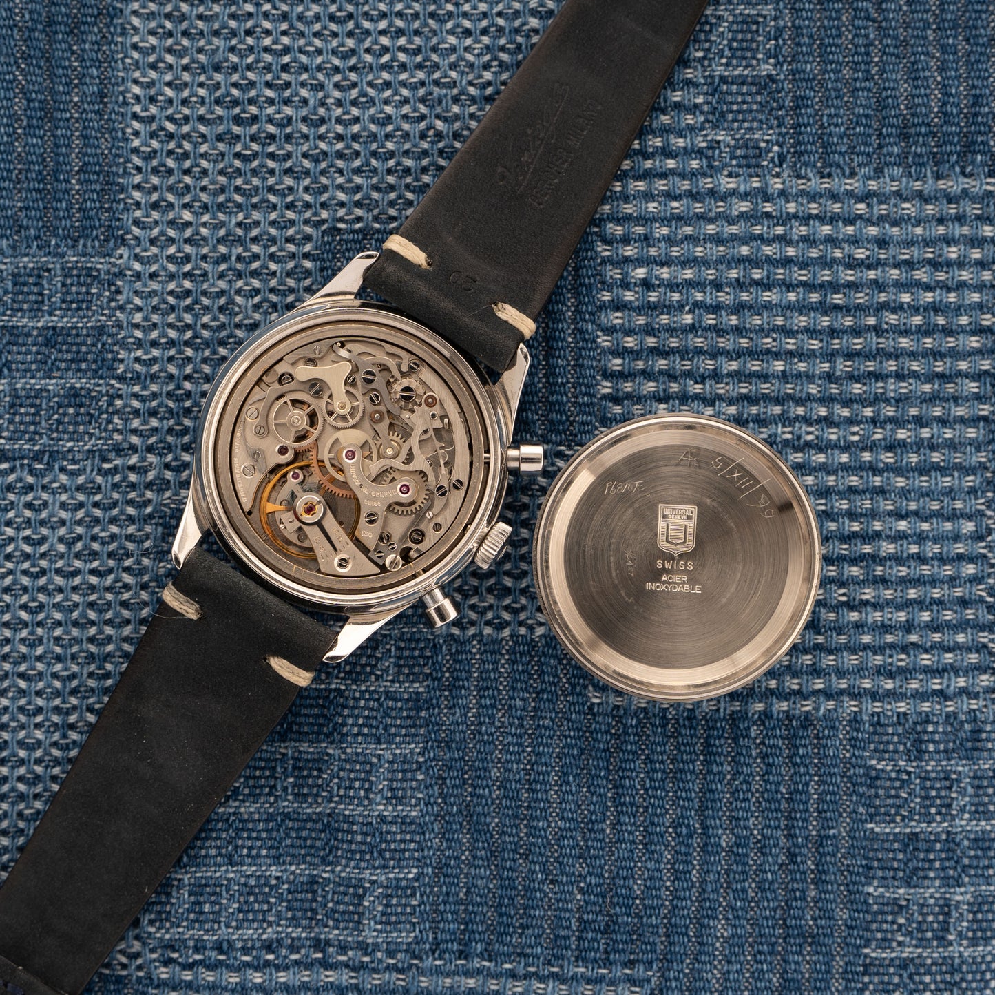 Universal Genève Ref. 22704-1 S Compax