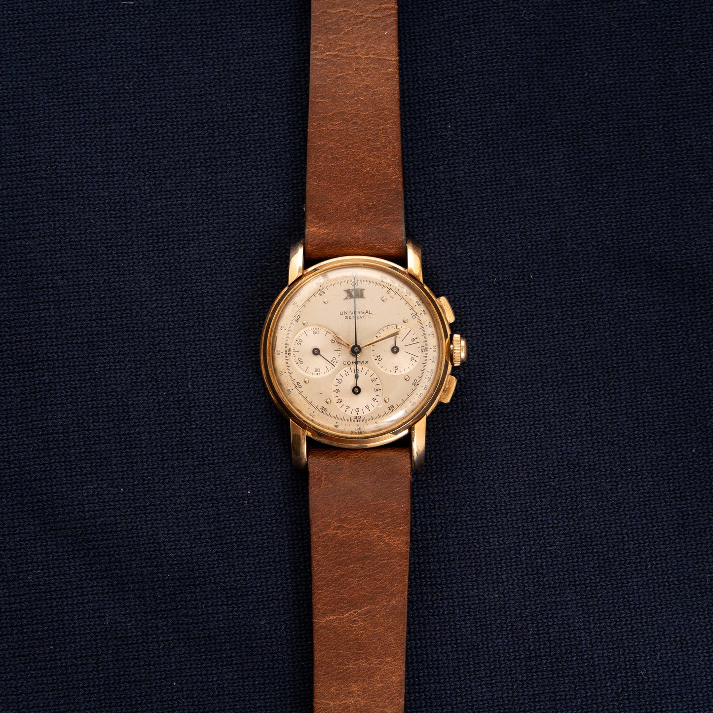 Universal Genève Ref. 52208 Y Compax