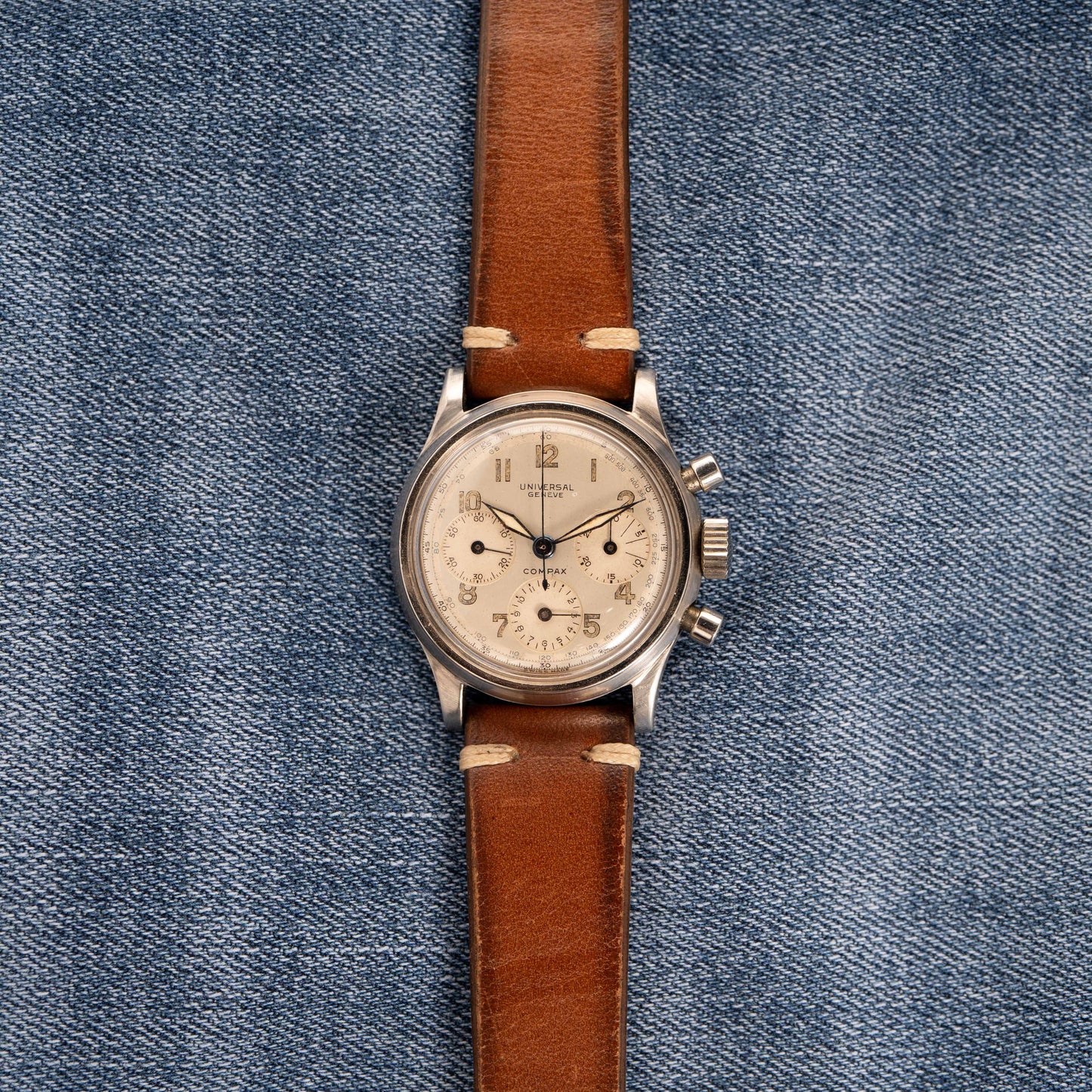 Universal genève Ref. 22209 S Compax